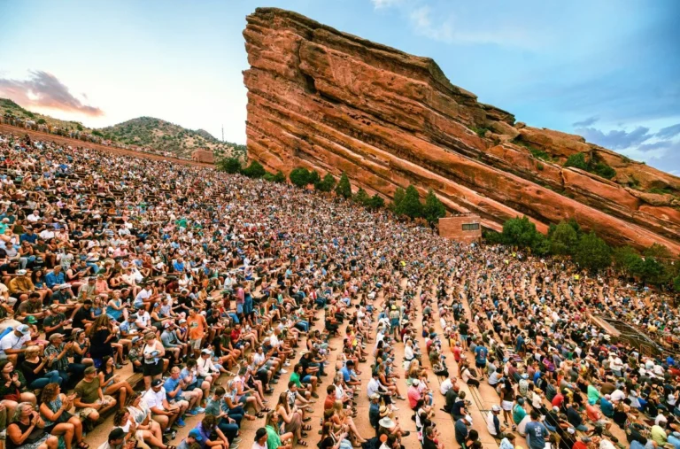 Red Rocks Shuttle for Convenient Denver Transportation